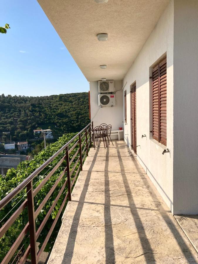 Apartman Carmak Ulcinj Exterior photo